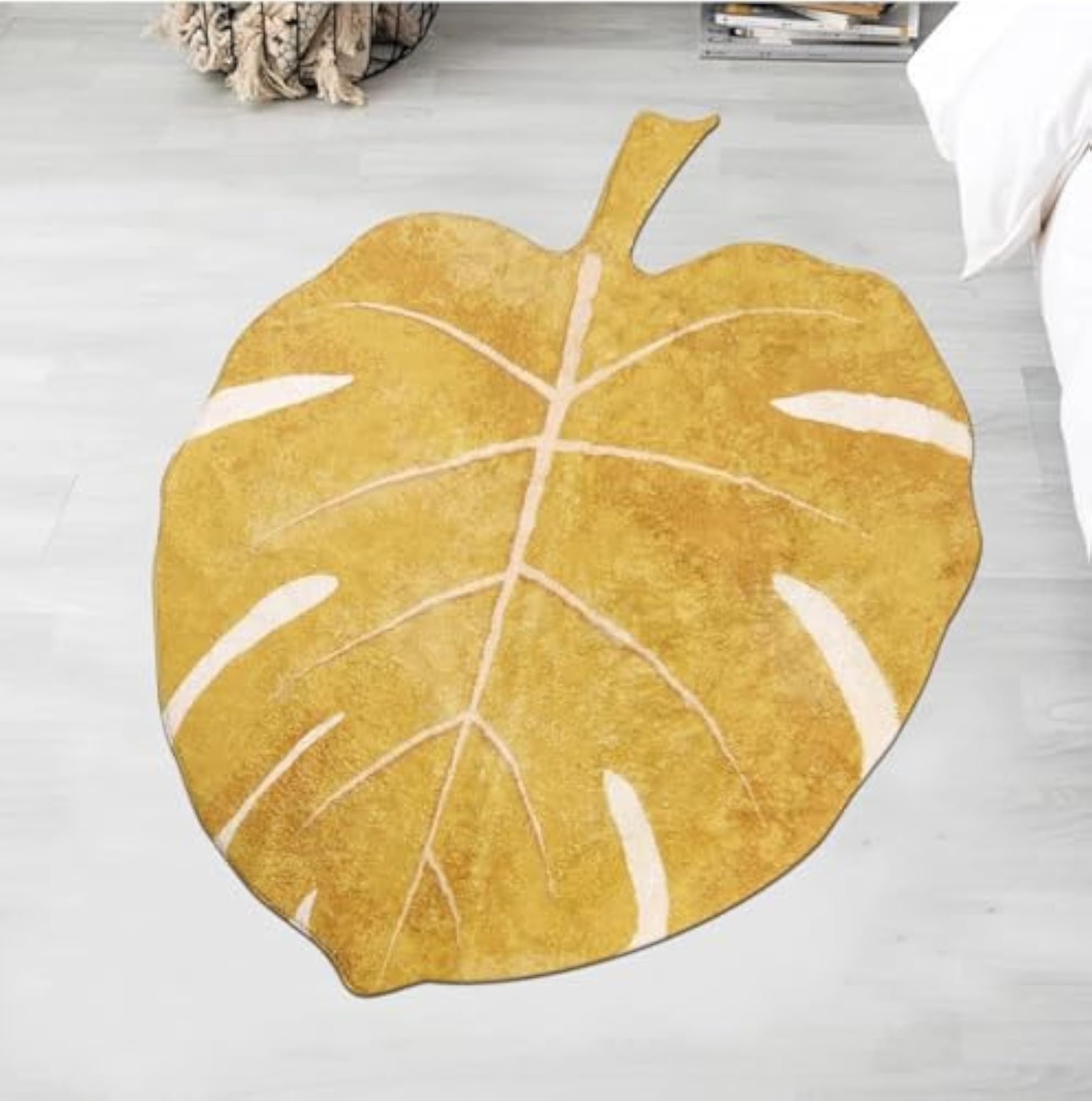 Leaf-Shaped Soft Absorbent Non-Slip Bathroom Rug - Tropical Design